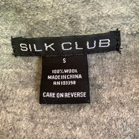 Silk Club Gray Wool Embroidered Duster - Picture 5 of 5